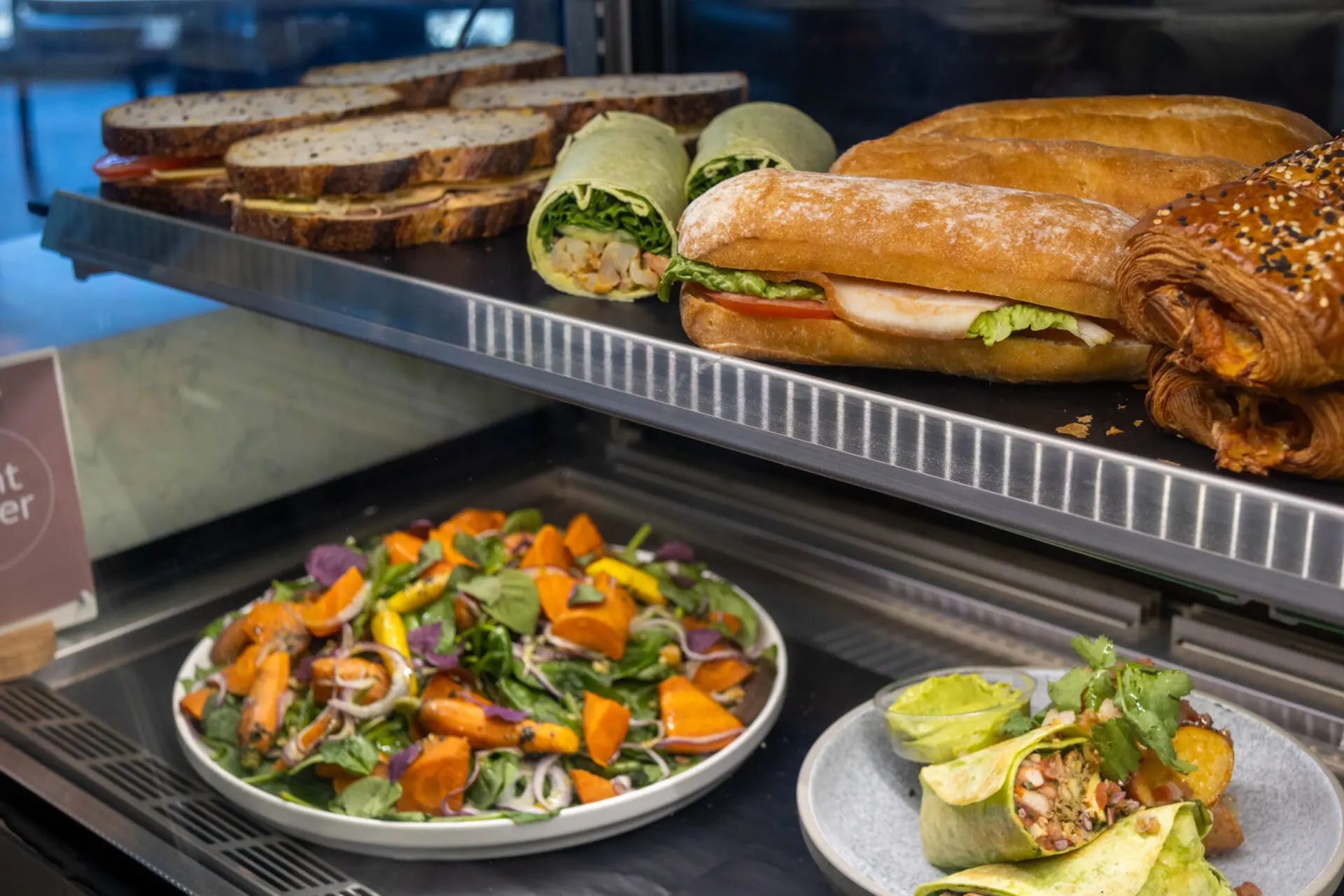 Food in a pantry - Sustainability